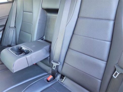 Used 2024 Mercedes-Benz GLE 350 4MATIC image 16