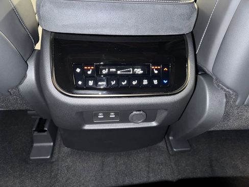 New 2026 INFINITI QX80 Autograph image 29