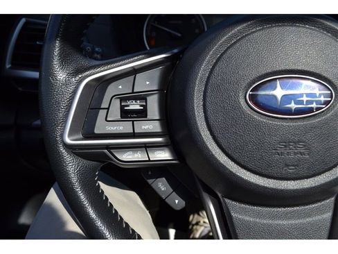 Used 2020 Subaru Forester Limited image 17