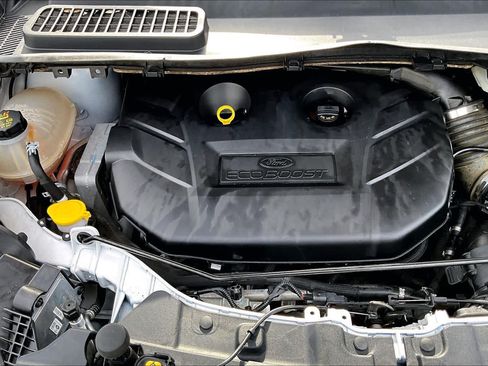 Used 2019 Ford Escape Titanium FWD image 34