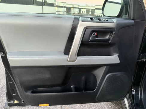 Used 2010 Toyota 4Runner SR5 image 16