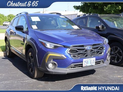 Used 2025 Subaru Crosstrek 2.5i Sport AWD/4WD image 2