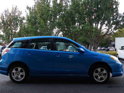 Used 2008 Toyota Matrix XR image 10