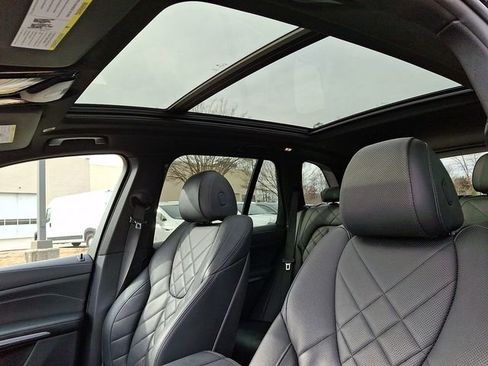 Used 2023 BMW X5 xDrive45e AWD/4WD image 18