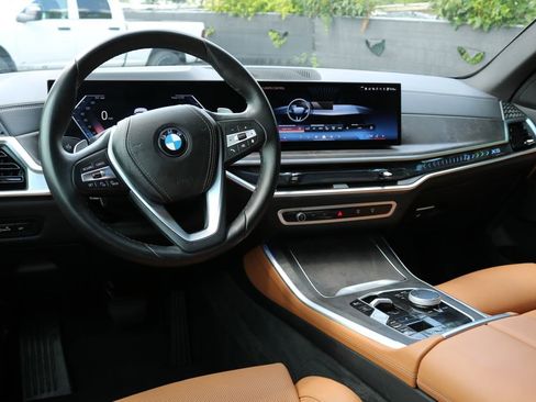 Used 2025 BMW X5 sDrive40i RWD image 15