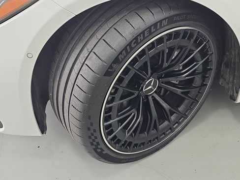 Certified 2024 Mercedes-Benz CLE 53 AMG 4MATIC image 30