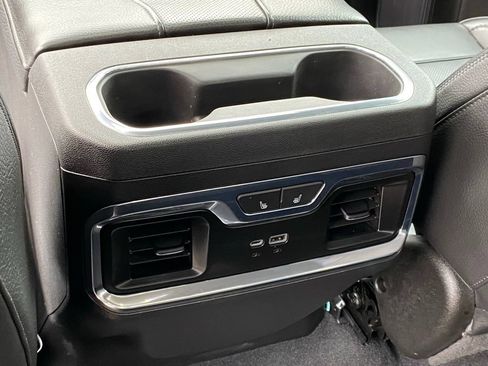 Used 2022 GMC Sierra 1500 Denali AWD/4WD image 27