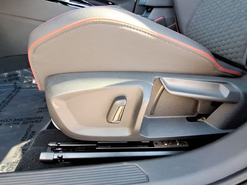 New 2026 Volkswagen GTI SE image 26