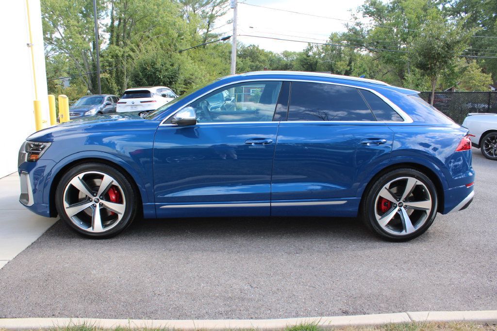 New 2027 Audi SQ8 Prestige AWD/4WD image 10