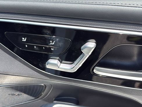 Certified 2025 Mercedes-Benz GLC 300 image 14