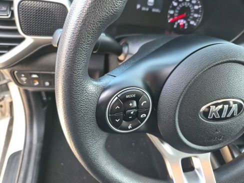 Used 2020 Kia Soul S image 18