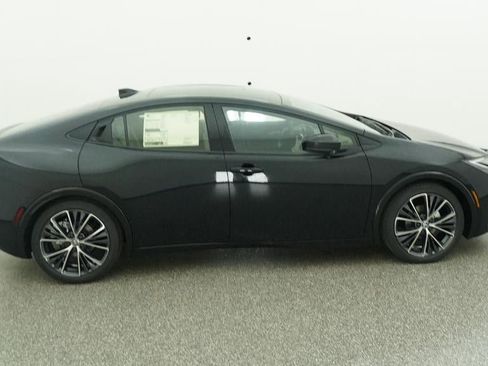 New 2026 Toyota Prius Limited image 11