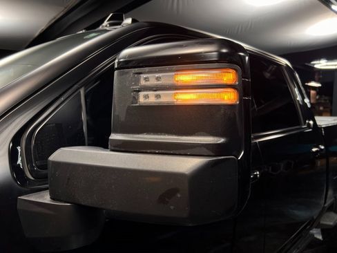 Used 2025 GMC Sierra 2500 AT4 w/ AT4 Premium Plus Package image 27