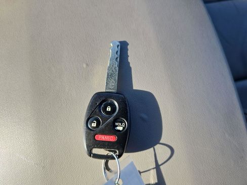 Used 2015 Honda Pilot Touring image 12