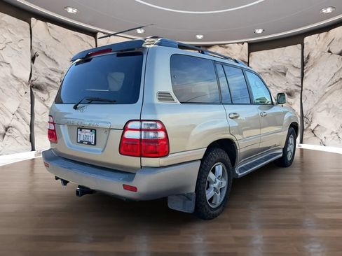 Used 2004 Toyota Land Cruiser w/ Convenience Pkg AWD/4WD image 6