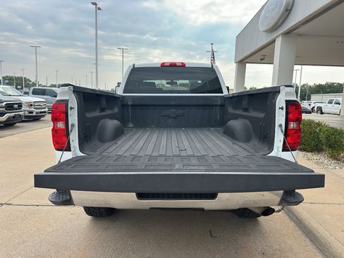 Used 2018 Chevrolet Silverado 2500 LT AWD/4WD image 26