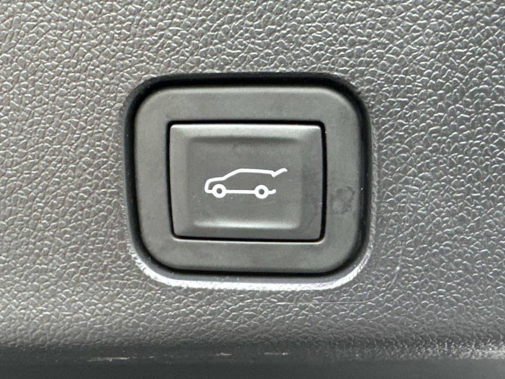 Used 2026 Buick Enclave Sport Touring FWD image 13
