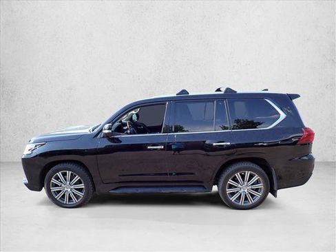 Used 2017 Lexus LX 570 4WD w/ Luxury Package image 7