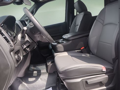 New 2026 RAM 3500 Tradesman w/ Chrome Appearance Group A AWD/4WD image 9