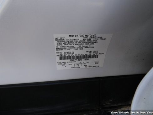 Used 2017 Ford Taurus SEL w/ Equipment Group 201A FWD image 32