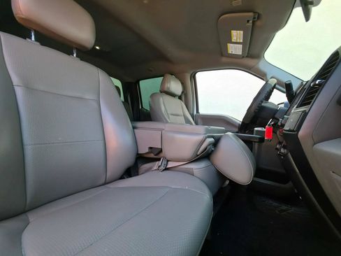 Used 2018 Ford F150 XL w/ Equipment Group 101A Mid RWD image 16