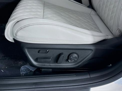 Certified 2025 Genesis G70 3.3T Advanced w/ Sport Prestige Package image 22