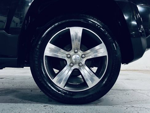 Used 2016 Jeep Patriot High Altitude FWD image 15