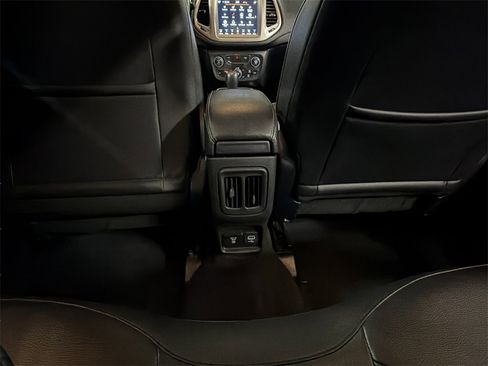 Used 2019 Jeep Compass High Altitude image 36