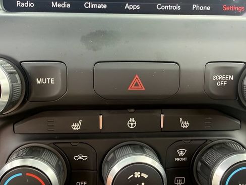 Used 2019 RAM 1500 Big Horn AWD/4WD image 23