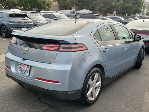 Used 2013 Chevrolet Volt Premium w/ Premium Trim Package FWD image 5