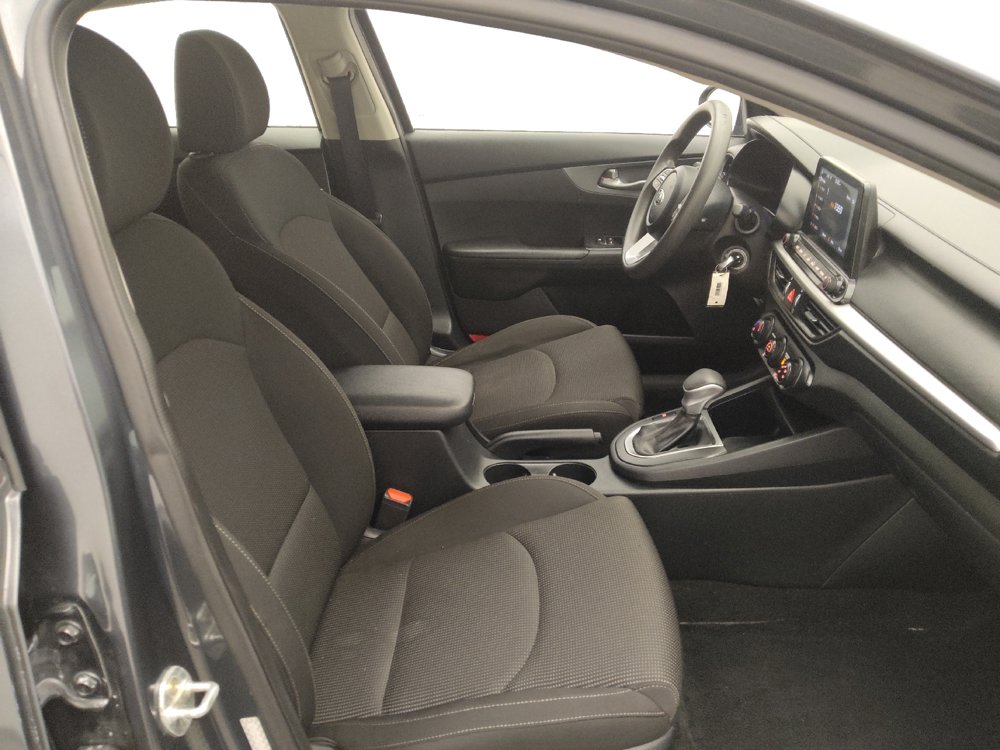 Used 2021 Kia Forte LXS FWD image 21