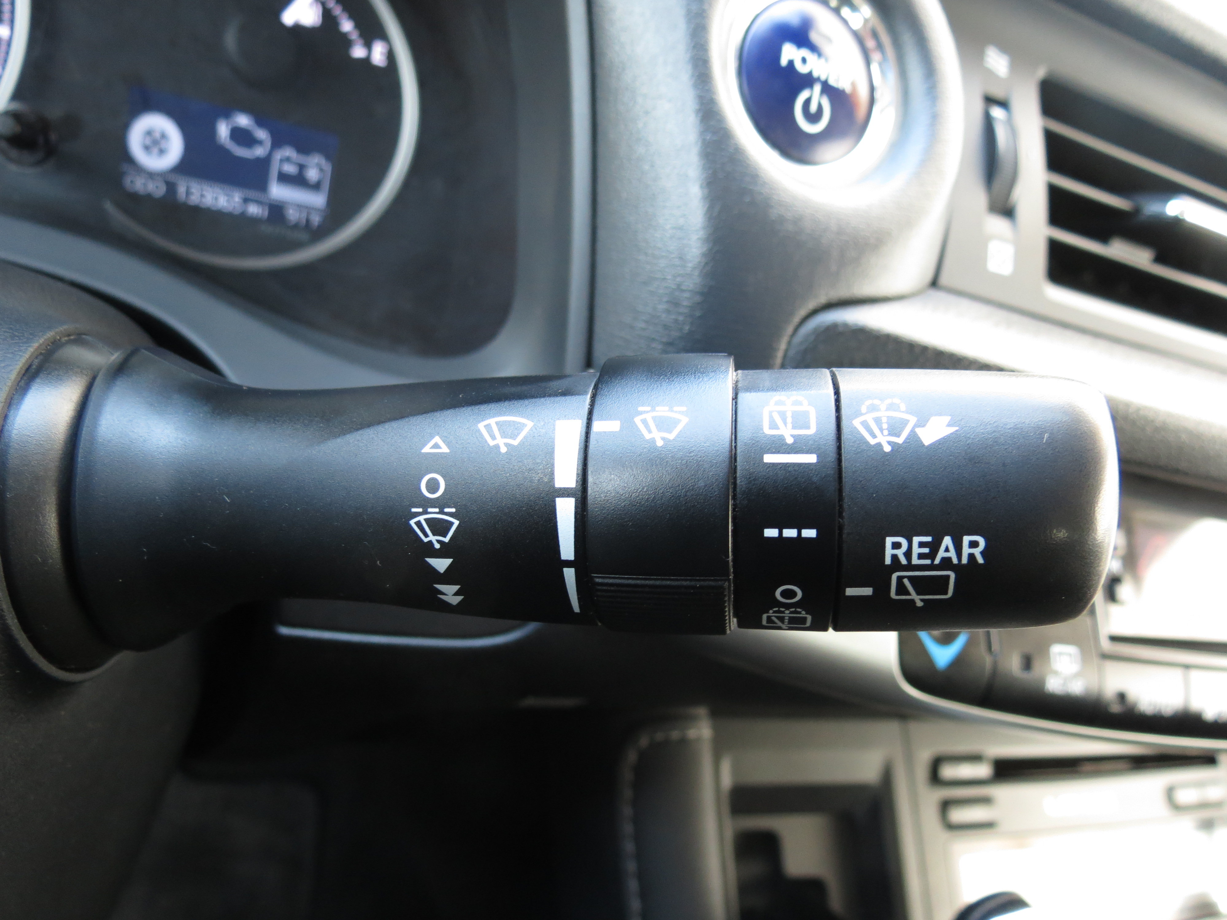 Used 2011 Lexus CT 200h Premium w/ Premium Audio Pkg FWD image 18