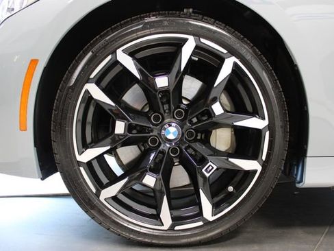 Used 2026 BMW 330i xDrive Sedan AWD/4WD image 33