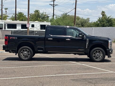Used 2023 Ford F350 Limited w/ FX4 Off-Road Package AWD/4WD image 4