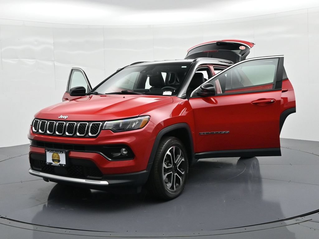 Used 2023 Jeep Compass Limited AWD/4WD image 25