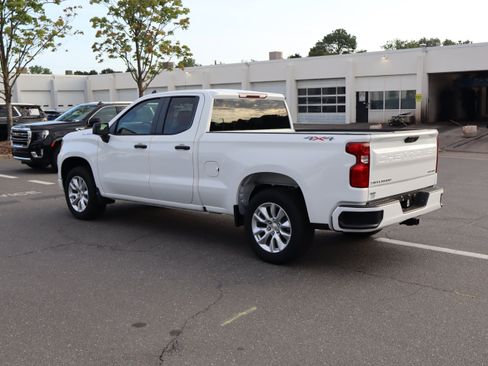 Used 2026 Chevrolet Silverado 1500 Custom AWD/4WD image 8