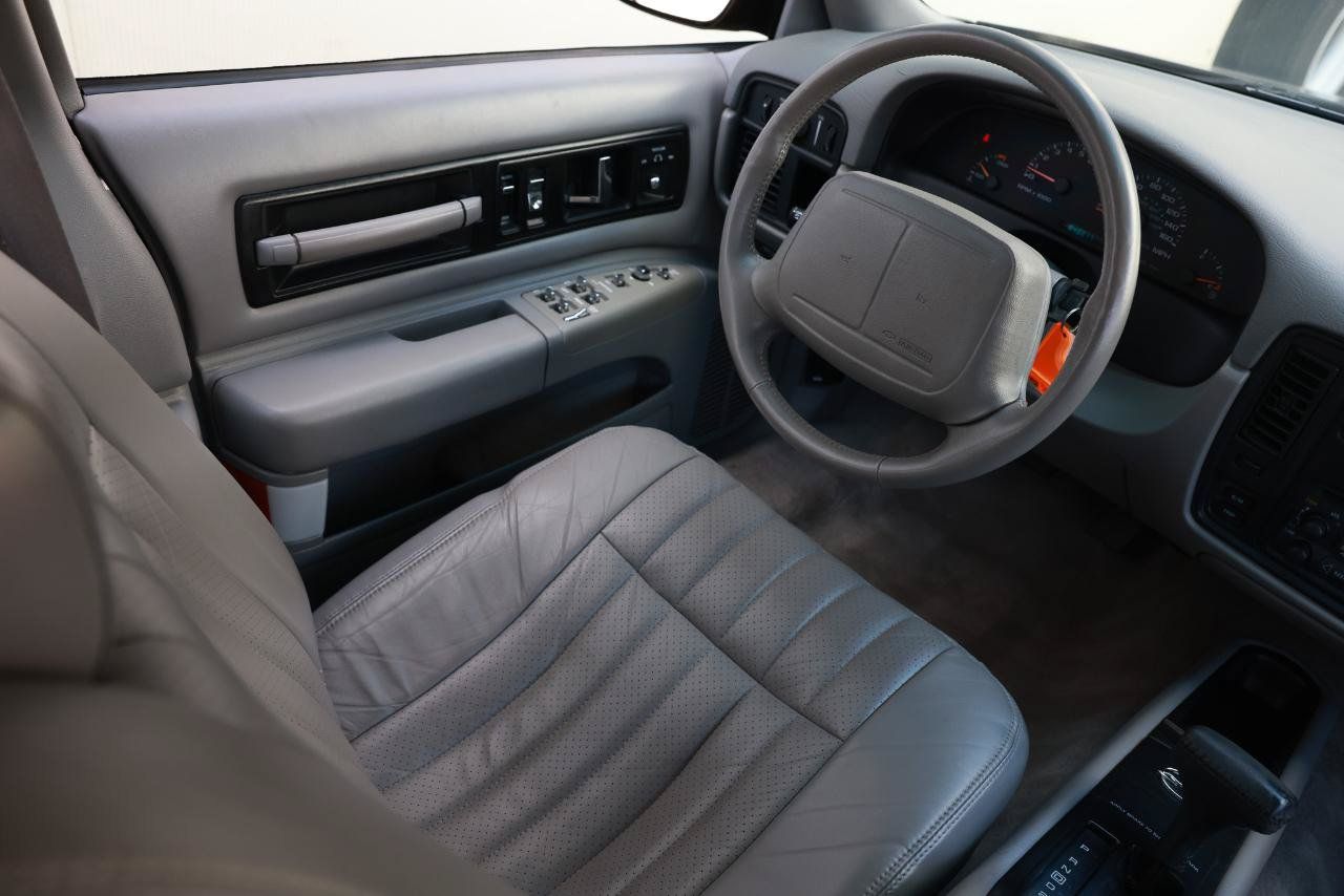 Used 1996 Chevrolet Caprice SS RWD image 21