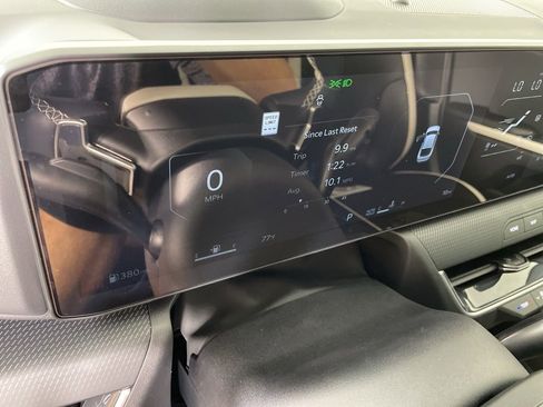 New 2025 Kia K4 GT-Line w/ GT-Line Premium Package image 24