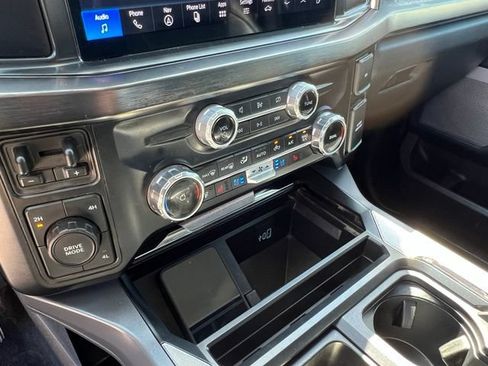 Used 2024 Ford F250 Lariat AWD/4WD image 30