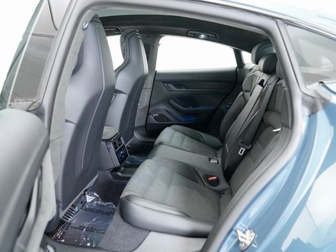 New 2025 Porsche Taycan GTS image 27