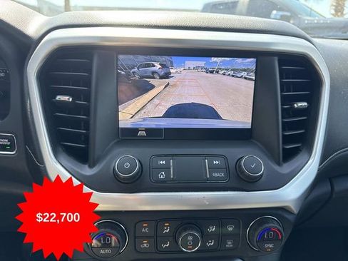 Used 2021 GMC Acadia SLT image 18