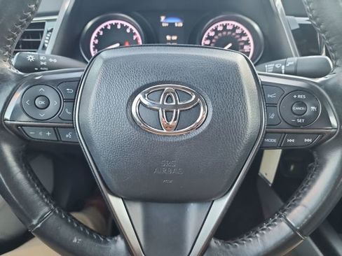 Used 2024 Toyota Camry SE image 17