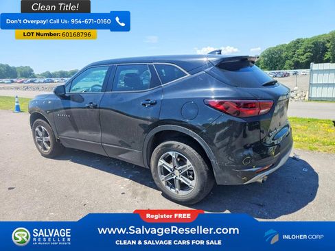 Used 2024 Chevrolet Blazer LT AWD/4WD image 3