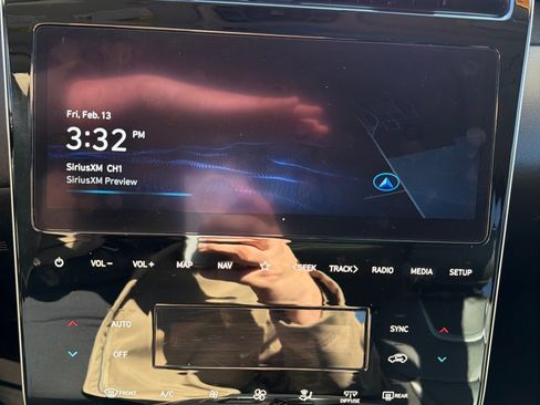 Used 2024 Hyundai Tucson Limited image 21