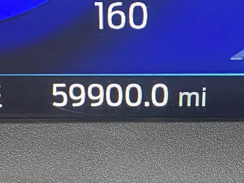 Used 2020 Ford Escape Titanium w/ Titanium Premium Package 2.0 image 17