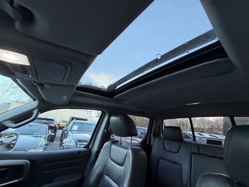 Used 2014 Honda Ridgeline SE image 17