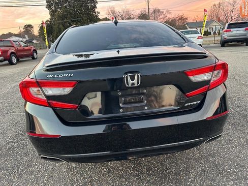 Used 2018 Honda Accord Sport image 22