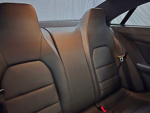 Used 2016 Mercedes-Benz E 400 4MATIC Coupe image 15