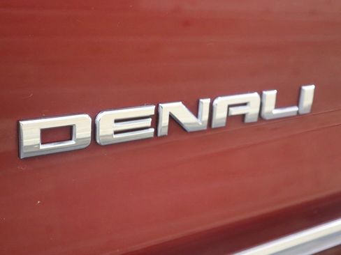 Used 2018 GMC Sierra 1500 Denali w/ Denali Ultimate Package image 18