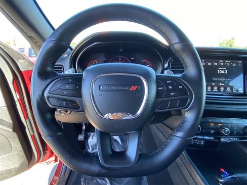 Used 2022 Dodge Durango GT image 23